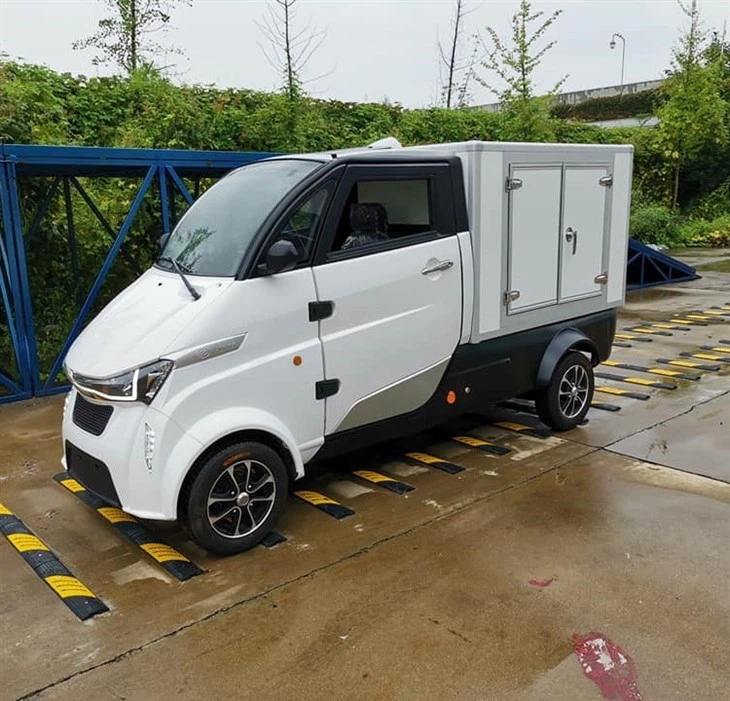 Chinese Mini Electric Pickup Truck Four-wheeled Electric Transport Vehicle Chinese Mini Electric Pickup Truck Four-wheeled Electric Transport Vehicle
