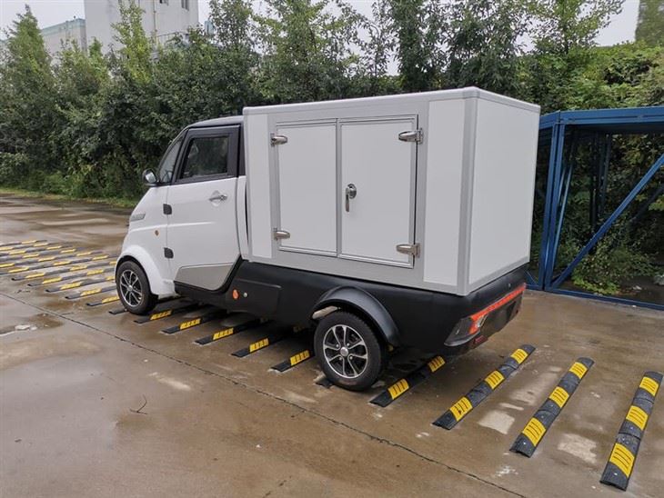 Vehicule de livrare CEE Mașină electrică J2-P
